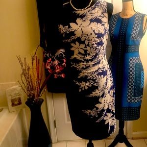 ANNE KLEIN ROYAL Blue Floral ( Hawaii)